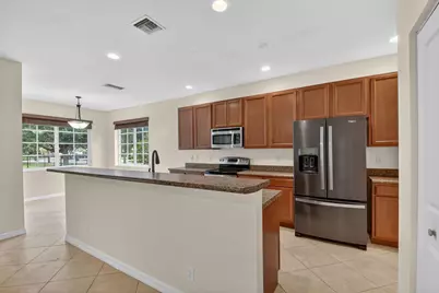 6810 Osage Circle, Greenacres, FL 33413 - Photo 10