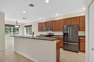 6810 Osage Cir, Greenacres, FL 33413 - Photo 10
