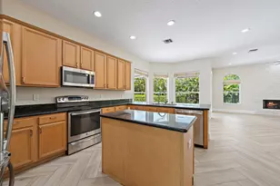 7087 N 155th Pl Pl N, Palm Beach Gardens, FL 33418 - Photo 18