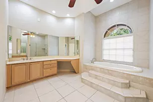 7087 N 155th Pl Pl N, Palm Beach Gardens, FL 33418 - Photo 16