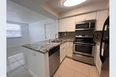 728 Executive Center Drive #11, West Palm Beach, FL 33401 - Photo 6