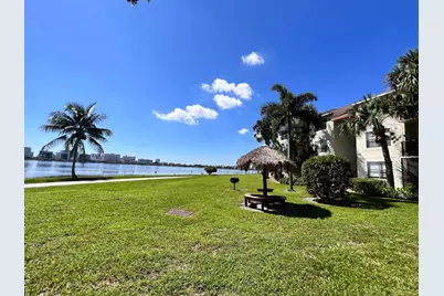 728 Executive Center Drive #11, West Palm Beach, FL 33401 - Photo 24