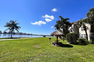 728 Executive Center Dr, West Palm Beach, FL 33401 - Photo 24