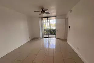 728 Executive Center Dr, West Palm Beach, FL 33401 - Photo 14
