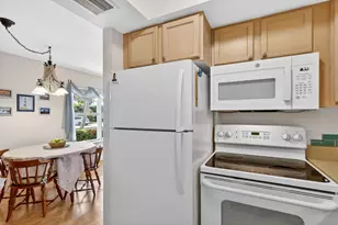 2929 SE Ocean Blvd, Stuart, FL 34996 - Photo 14