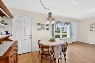 2929 SE Ocean Blvd, Stuart, FL 34996 - Photo 10