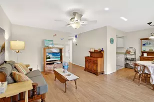 2929 SE Ocean Blvd, Stuart, FL 34996 - Photo 4
