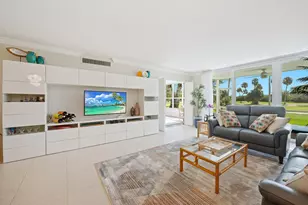 3700 Oaks Clubhouse Dr, Pompano Beach, FL 33069 - Photo 2