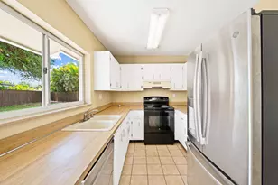 18451 Spanish Isles Pl, Boca Raton, FL 33496 - Photo 4