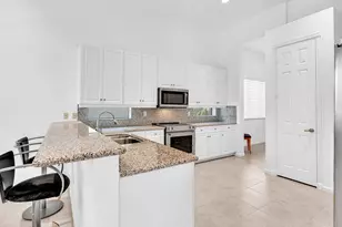 8005 Via Grande, Boynton Beach, FL 33437 - Photo 10