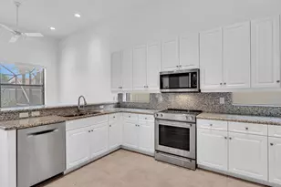 8005 Via Grande, Boynton Beach, FL 33437 - Photo 14