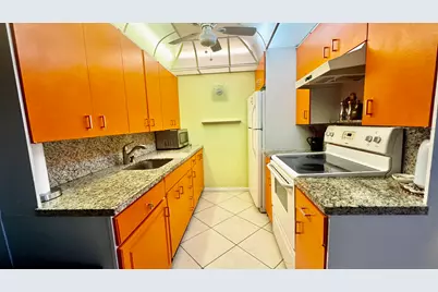 3058 Cambridge C #3058, Deerfield Beach, FL 33442 - Photo 8