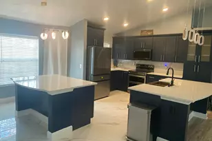 701 SW Sarazen Ave, Port Saint Lucie, FL 34953 - Photo 4
