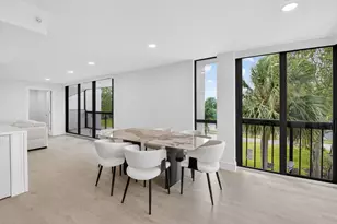 1732 Bridgewood Dr, Boca Raton, FL 33434 - Photo 10