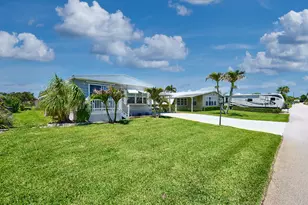 6977 SE Delegate St, Hobe Sound, FL 33455 - Photo 2