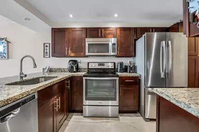 22 Royal Palm Way #606, Boca Raton, FL 33432 - Photo 8