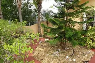 31 SE 13th St, Dania Beach, FL 33004 - Photo 2