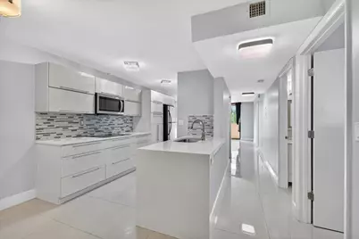 7451 NW 16th Street #407, Plantation, FL 33313 - Photo 2