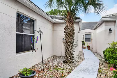1081 Island Manor Drive, Greenacres, FL 33413 - Photo 4
