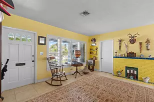146 Vassar Dr, Lake Worth Beach, FL 33460 - Photo 2