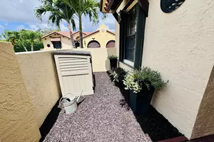 5157 Magellan Way E, Delray Beach, FL 33484 - Photo 10