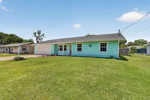 5909 Spruce Dr, Fort Pierce, FL 34982 - Photo 2
