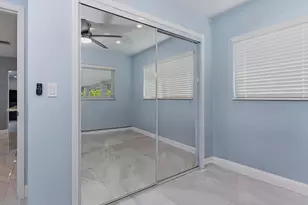 1580 NE 34th St, Oakland Park, FL 33334 - Photo 12