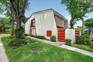 2999 Oaktree Ln, Hollywood, FL 33021 - Photo 2