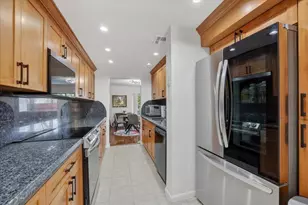 2999 Oaktree Ln, Hollywood, FL 33021 - Photo 16