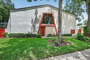 2999 Oaktree Ln, Hollywood, FL 33021 - Photo 6