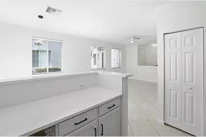 3068 Laurel Ridge Circle, Riviera Beach, FL 33404 - Photo 10