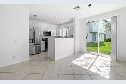3068 Laurel Ridge Circle, Riviera Beach, FL 33404 - Photo 6
