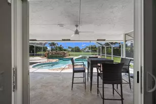 15880 Meadow Wood Dr, Wellington, FL 33414 - Photo 38