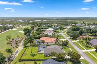 15880 Meadow Wood Dr, Wellington, FL 33414 - Photo 50