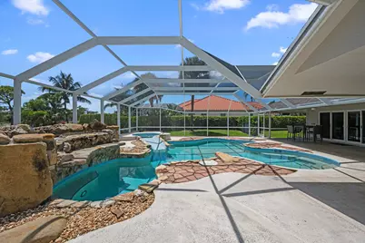15880 Meadow Wood Drive, Wellington, FL 33414 - Photo 44