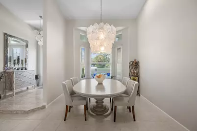 15880 Meadow Wood Drive, Wellington, FL 33414 - Photo 10