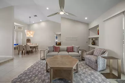 15880 Meadow Wood Drive, Wellington, FL 33414 - Photo 6