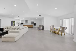 20203 Back 9 Dr, Boca Raton, FL 33498 - Photo 12