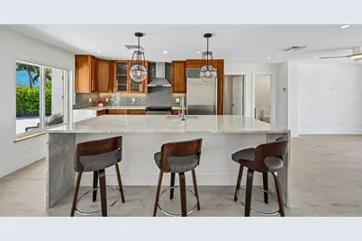 1051 SW 25th Avenue, Boynton Beach, FL 33426 - Photo 14