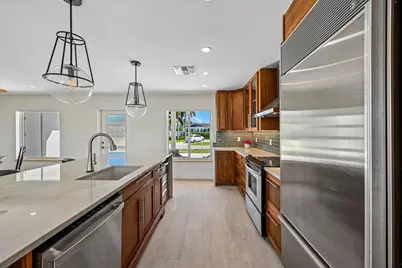 1051 SW 25th Avenue, Boynton Beach, FL 33426 - Photo 16