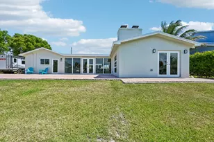 1051 SW 25th Ave, Boynton Beach, FL 33426 - Photo 36