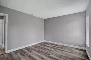 10781 NW 21st St, Sunrise, FL 33322 - Photo 12