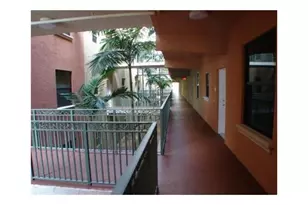 1640 Presidential Way, West Palm Beach, FL 33401 - Photo 2