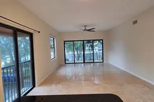 1640 Presidential Way, West Palm Beach, FL 33401 - Photo 4