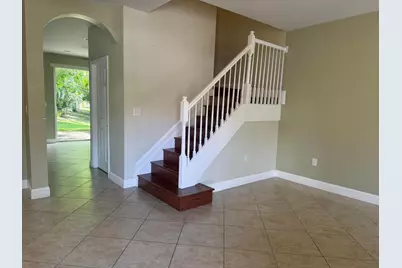 182 Lake Monterey Circle, Boynton Beach, FL 33426 - Photo 2