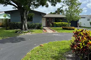 8780 NW 11th St, Pembroke Pines, FL 33024 - Photo 1