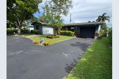 8780 NW 11th Street, Pembroke Pines, FL 33024 - Photo 10