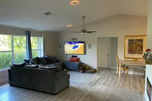 300 La Mancha Ave, Royal Palm Beach, FL 33411 - Photo 10