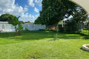 300 La Mancha Ave, Royal Palm Beach, FL 33411 - Photo 34