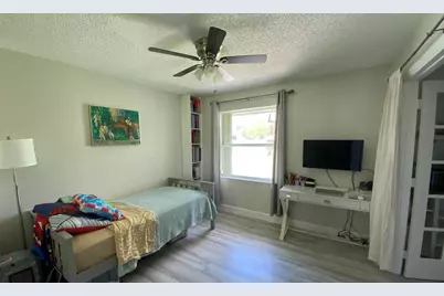 300 La Mancha Avenue, Royal Palm Beach, FL 33411 - Photo 28